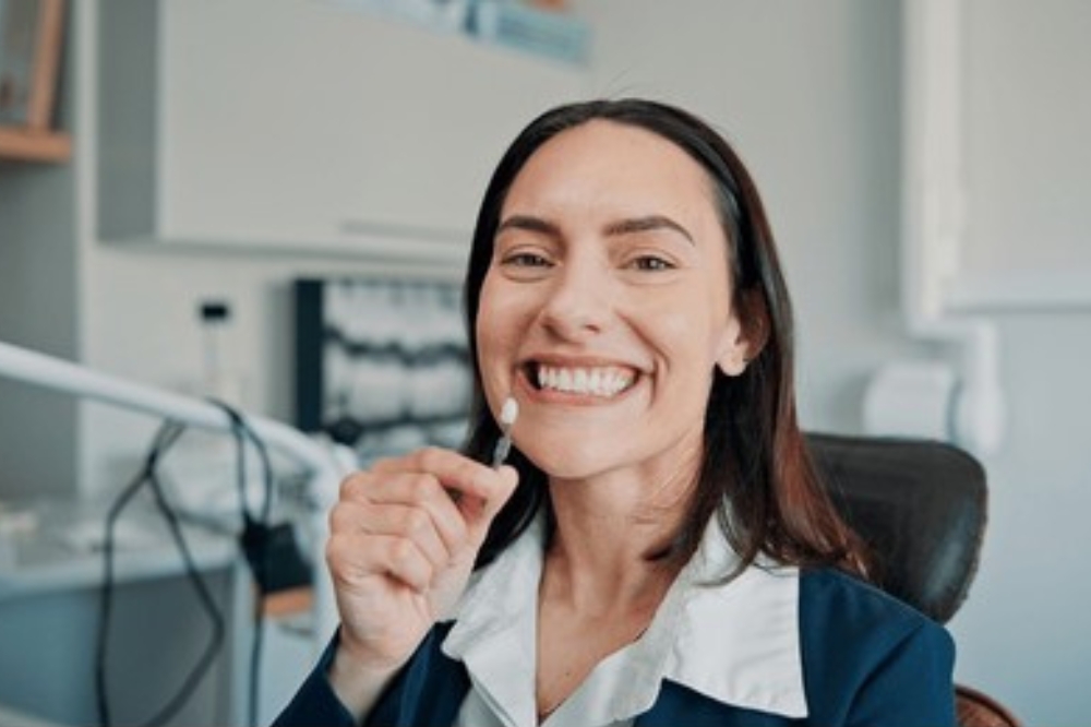 Dental Veneers Explained: A Complete Guide to Smile Makeovers